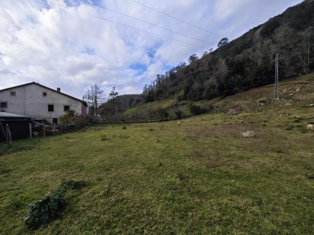 Terreno en venta en Valdáliga, Cantabria