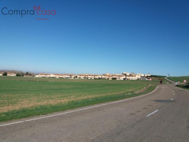 Terreno en venta en Hontanares De Eresma, Castilla y León