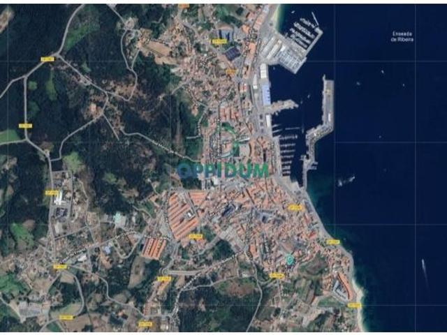 Local Comercial en venta en Ribeira, A Barbanza