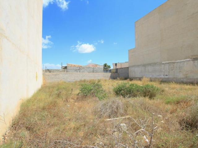 Terreno en venta en Benijófar