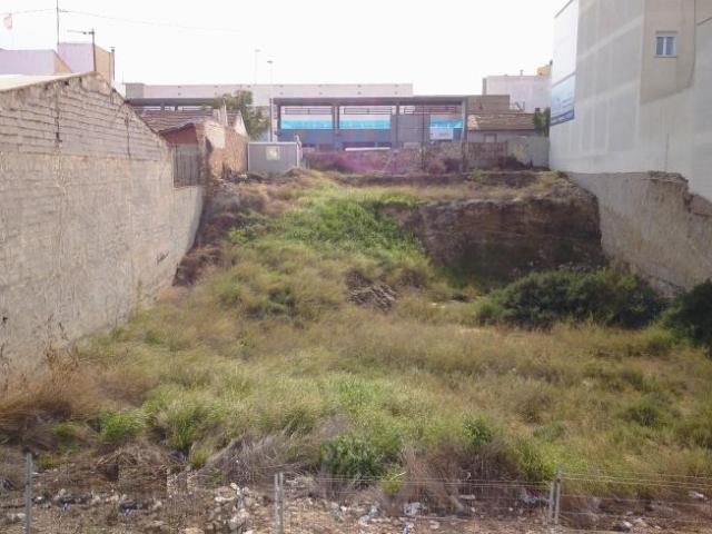 Terreno en venta en Benijófar