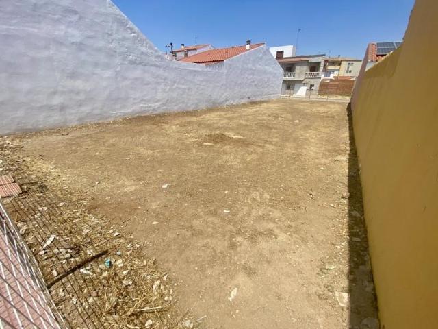 Terreno en venta en Santa Marta, Badajoz