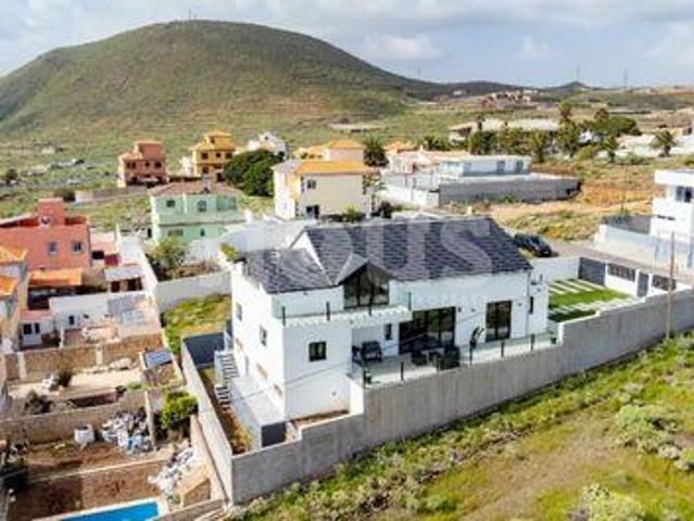 Chalet en venta en Los Cuervos, Granadilla de Abona