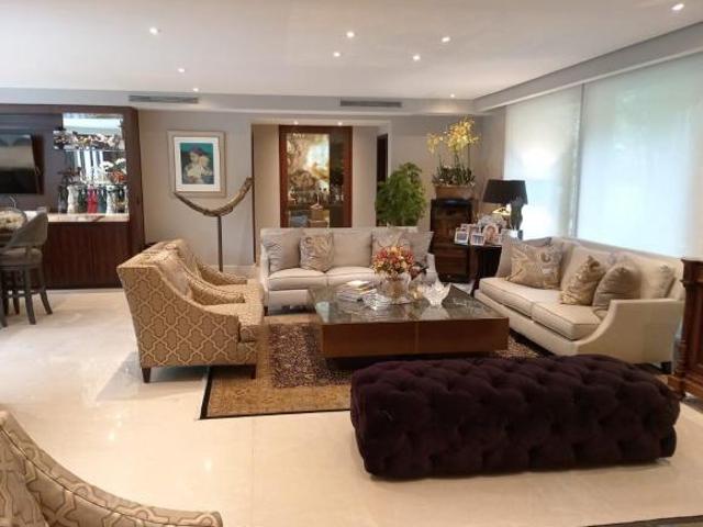 Venta y Alquiler de Casa en Altos del Golf