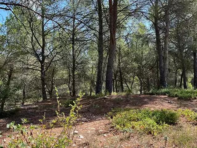 Terrain vente à Aix-en-Provence, Ventabren