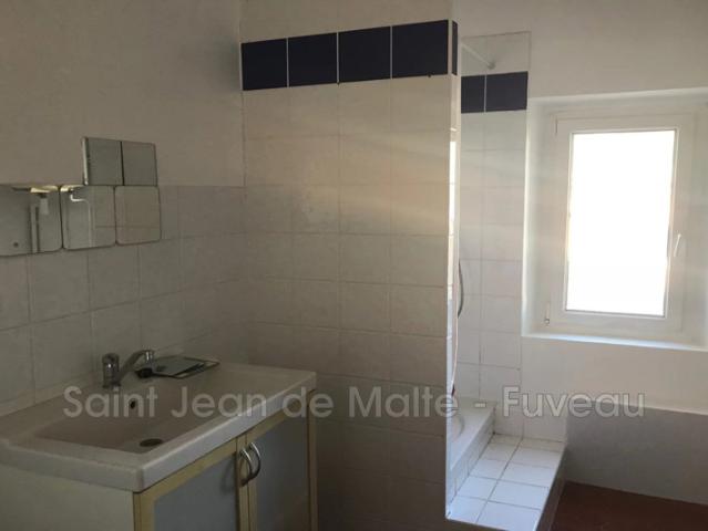 Appartement vente à Aix-en-Provence, Châteauneuf-le-rouge