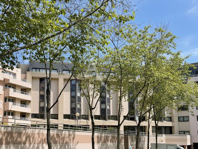 Appartement vente à Parking Place du Martroi, Orléans