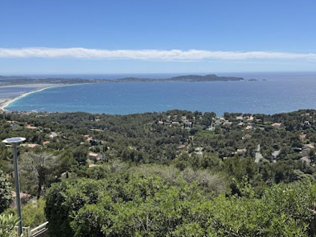 Appartement vente à Arrondissement de Toulon, Hyères