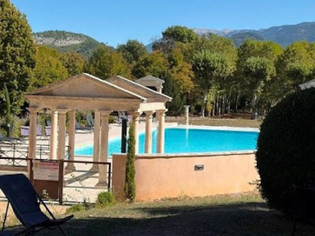 Appartement vente à Montbrun-les-Bains, Drôme