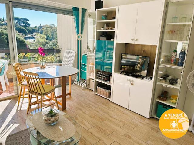 Appartement vente à Arrondissement de Toulon, Le Lavandou