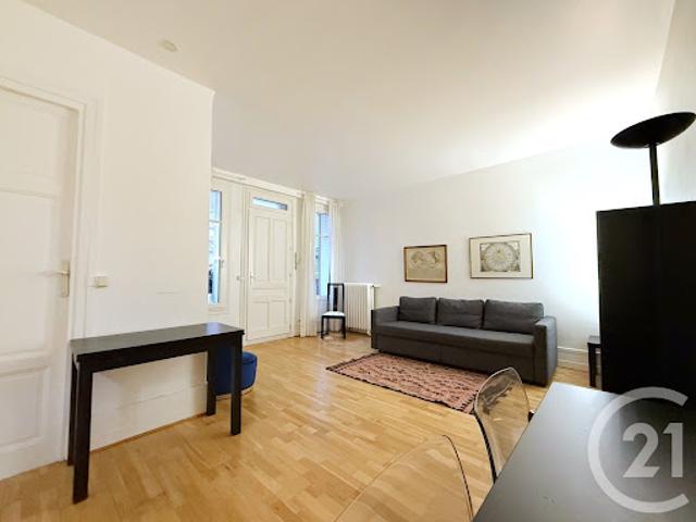 Studio vente à Paris 16e Arrondissement, Paris