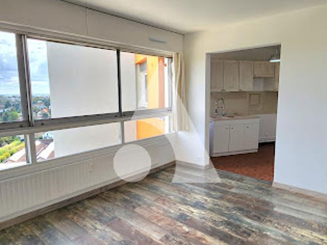 Appartement vente à Cité Jean Moulin, Saint-Gratien