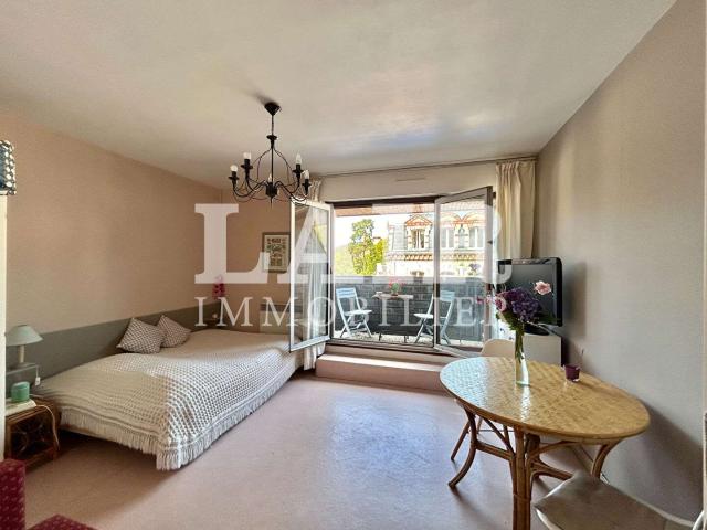 Studio vente à Alençon, Couterne