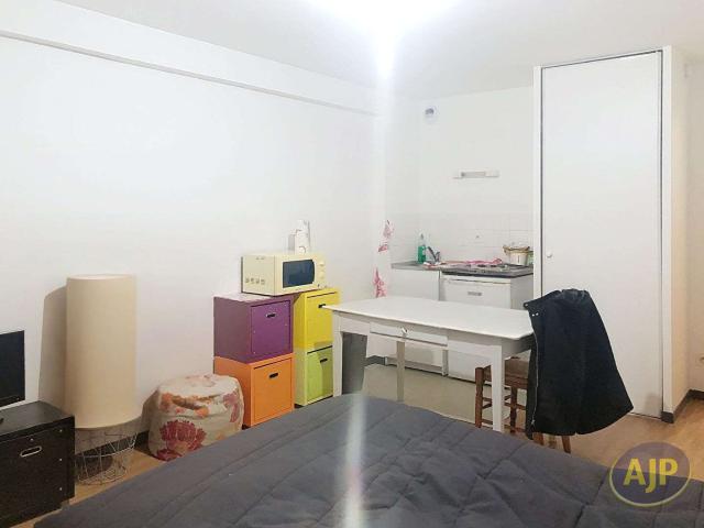 Studio vente à Cholet