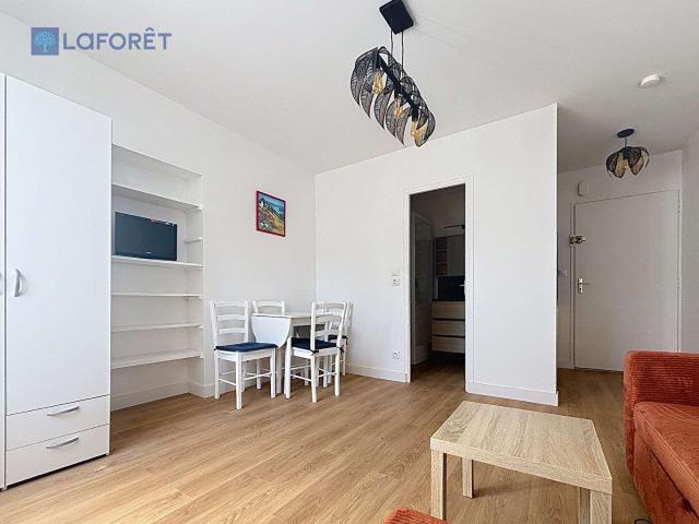 Studio vente à Lorient, Bretagne