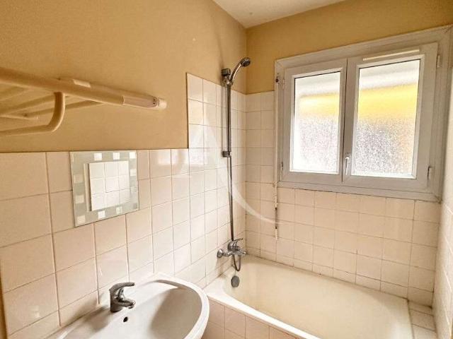 Studio vente à La Roche-sur-Yon, La Roche-sur-yon