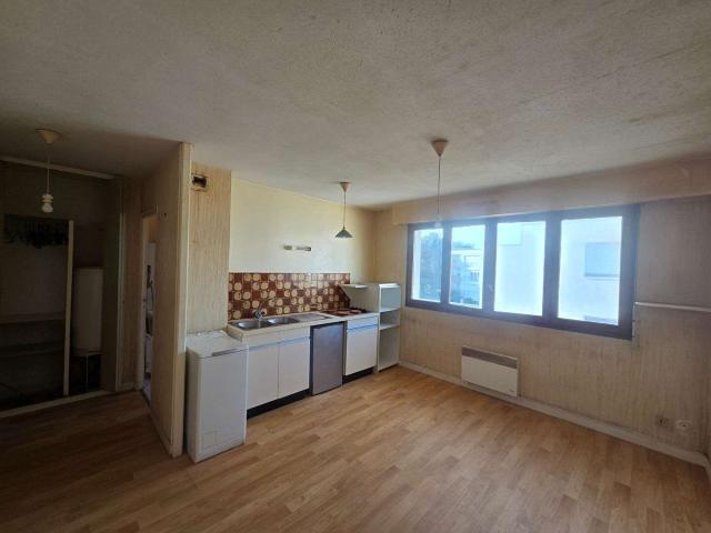 Studio vente à Lorient, Bretagne