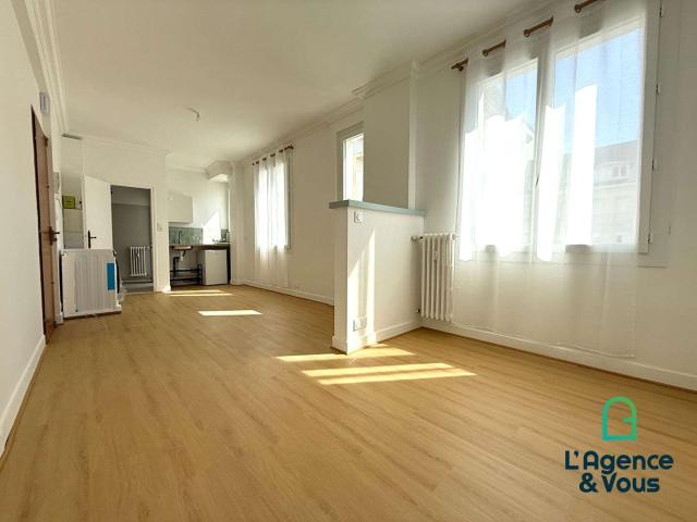 Studio vente à Lorient, Bretagne