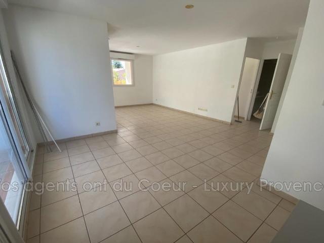 Appartement vente à Aix-en-Provence, Fuveau