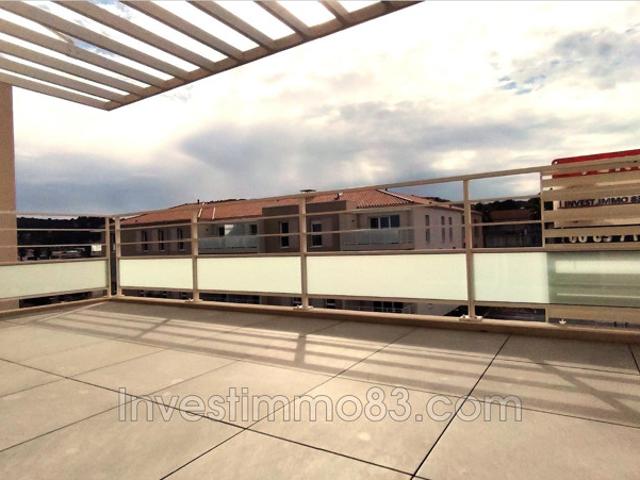 Appartement vente à Arrondissement de Toulon, Hyères