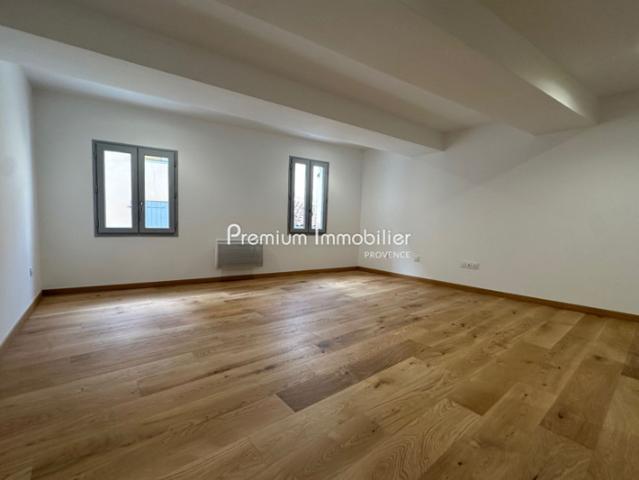 Appartement vente à Aix-en-Provence, Saint-marc-jaumegarde