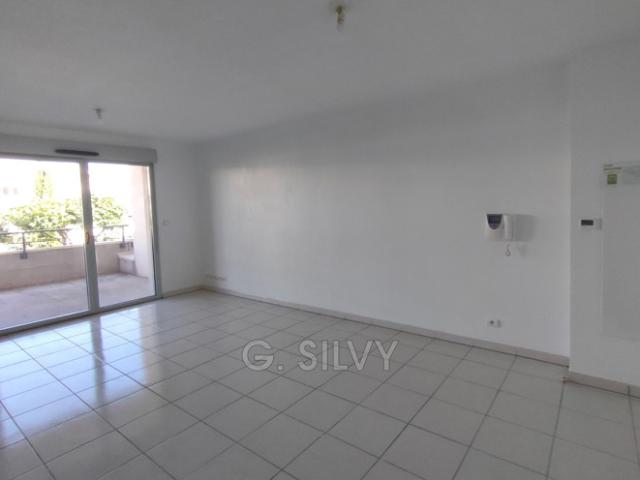 Appartement vente à Carpentras, Uchaux