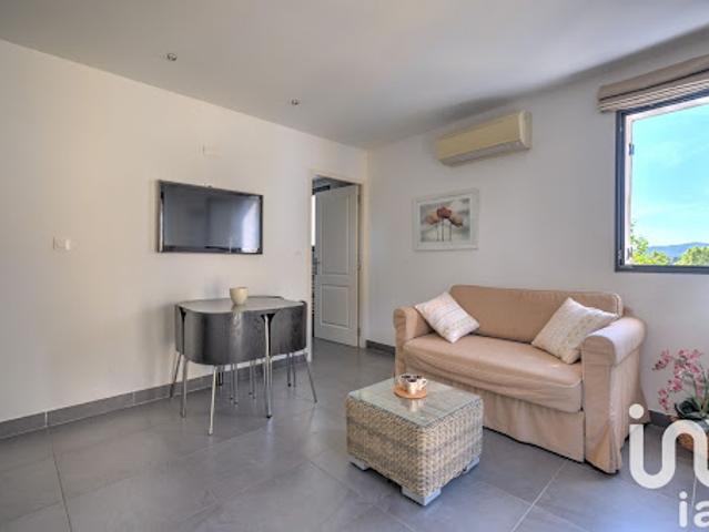Appartement vente à Arrondissement de Draguignan, Les Adrets-de-l'estérel
