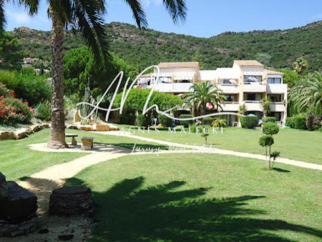 Appartement vente à Arrondissement de Toulon, Le Lavandou