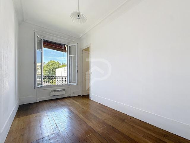 Appartement vente à Quartier Les Hauts d'Issy / Les Epinettes / Le Fort, Issy-les-Moulineaux