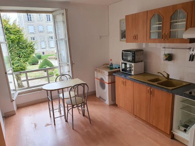 Appartement vente à Neufchâteau, Vittel