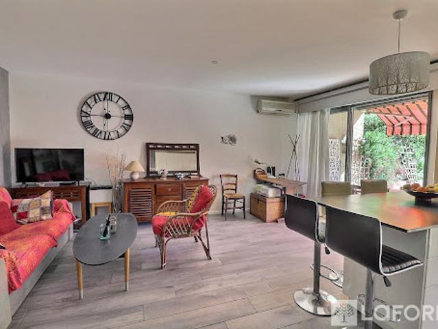 Appartement vente à Arrondissement de Toulon, Hyères