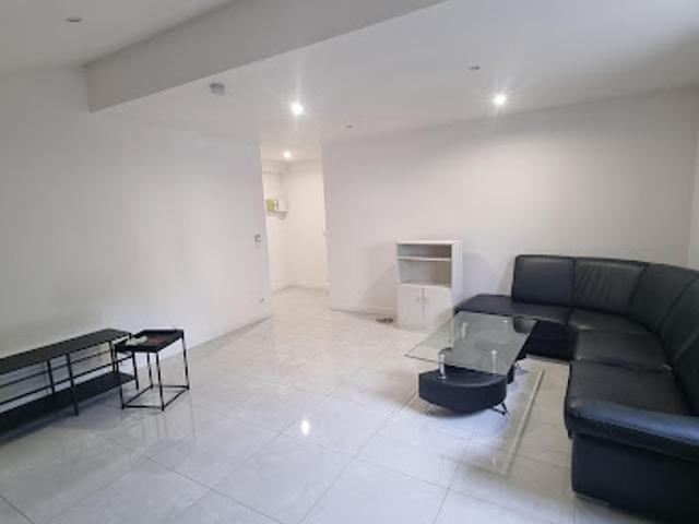 Appartement vente à Le Village, Égly