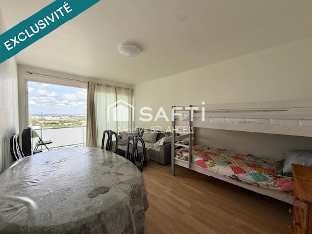 Appartement vente à Les Hameaux de la Roche, Ris-Orangis