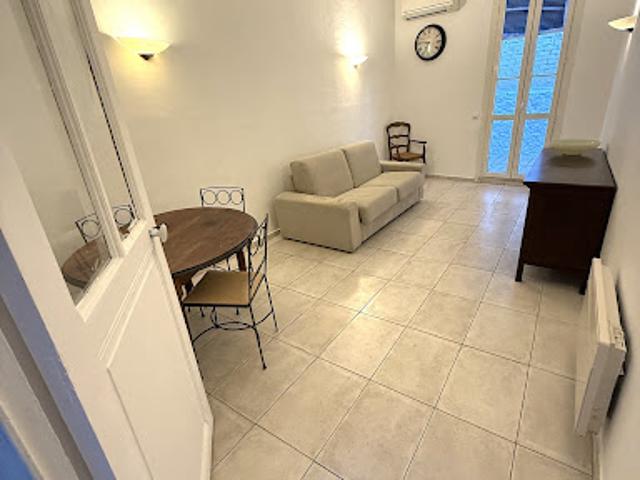 Duplex vente à Cannes, La Lepre