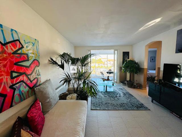 Appartement vente à Arrondissement de Draguignan, Cogolin