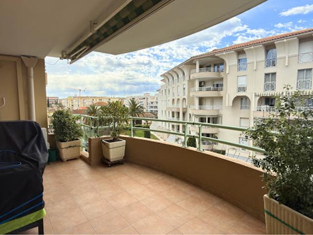 Appartement vente à Arrondissement de Draguignan, Saint-raphaël
