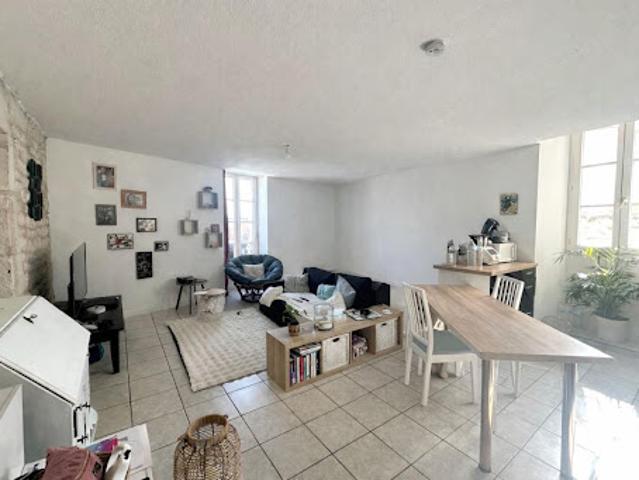 Appartement vente à Saintes