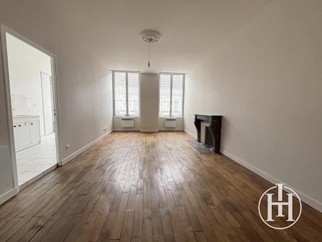 Appartement vente à Les Bressoles, Saint-Amand-Montrond