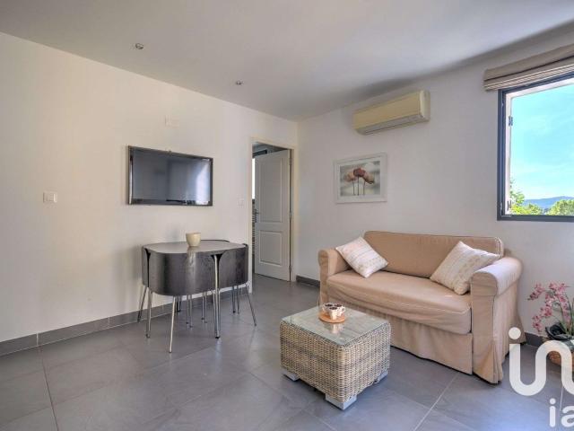 Appartement vente à Arrondissement de Draguignan, Les Adrets-de-l'estérel