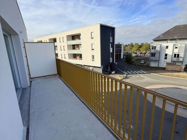 Appartement vente à Laval, L'huisserie