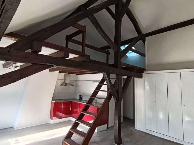 Appartement vente à Charleville-Mézières, Prix-lès-mézières