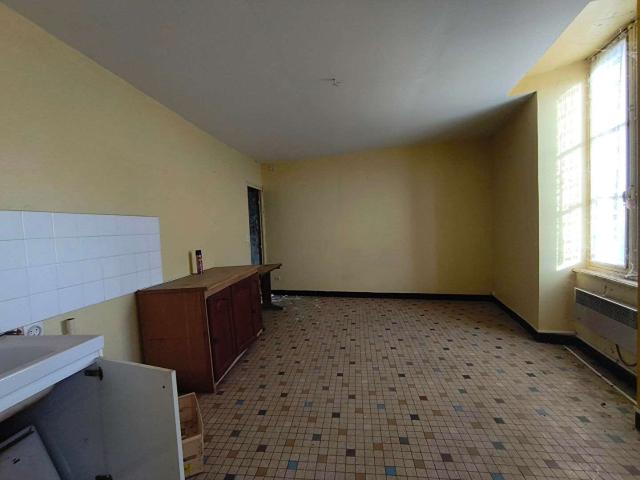 Appartement vente à Saint-Martin-du-Bois, Montreuil-sur-Maine