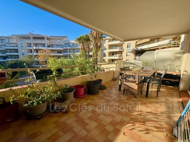 Appartement vente à Arrondissement de Toulon, Hyères