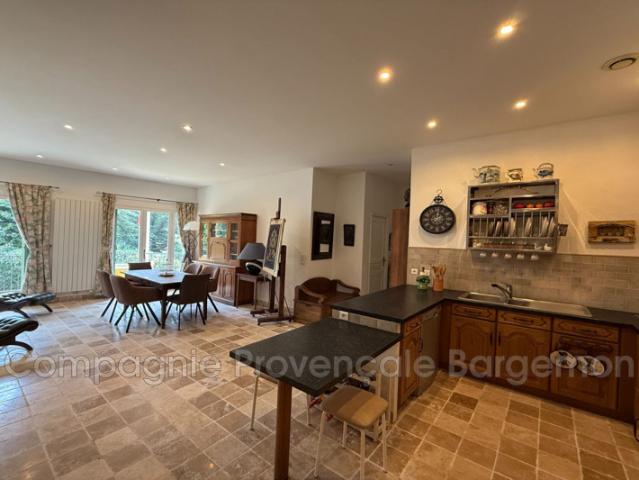 Appartement vente à Arrondissement de Draguignan, Figanières