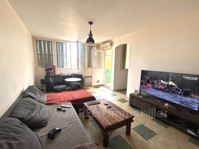 Appartement vente à Arrondissement de Toulon, Le Revest-les-eaux