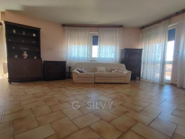 Appartement vente à Carpentras, Uchaux