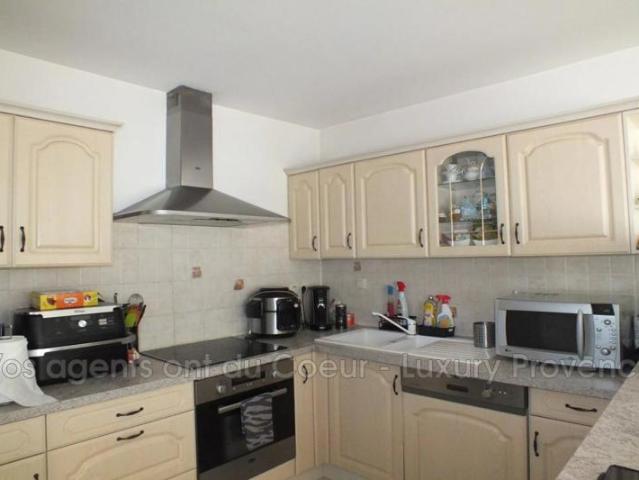 Appartement vente à Aix-en-Provence, Fuveau
