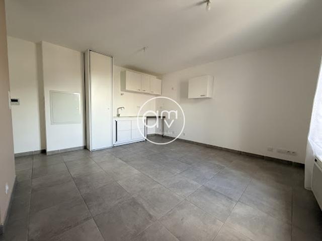 Appartement vente à Arrondissement de Toulon, Solliès-ville