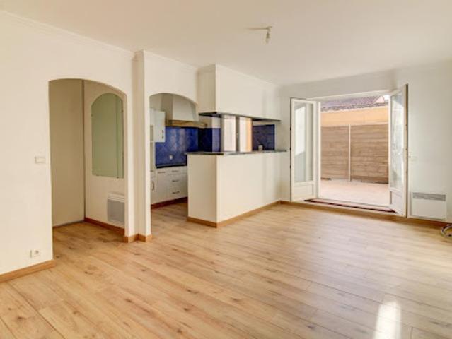 Appartement vente à France métropolitaine, Saint-martin-du-var