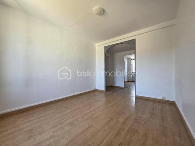 Appartement vente à Fontainebleau, Egreville
